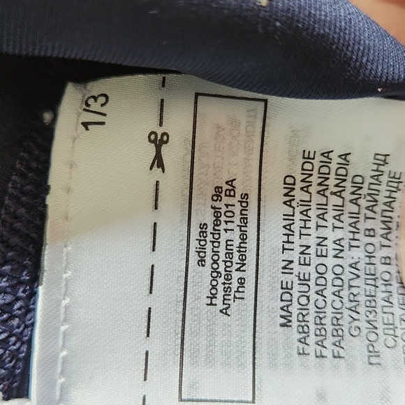 Adidas, Women's, Sz M,Sports Bra, Navy w Logo on R Chest &across Front Chest - Picture 8 of 8